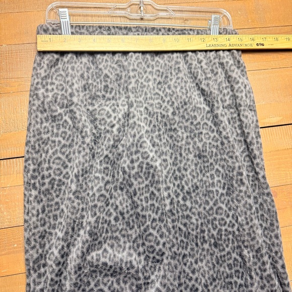 Gilligan & O’Malley NWOT Leopard Print Pajama Set Button Front Size Small Medium - Picture 11 of 16